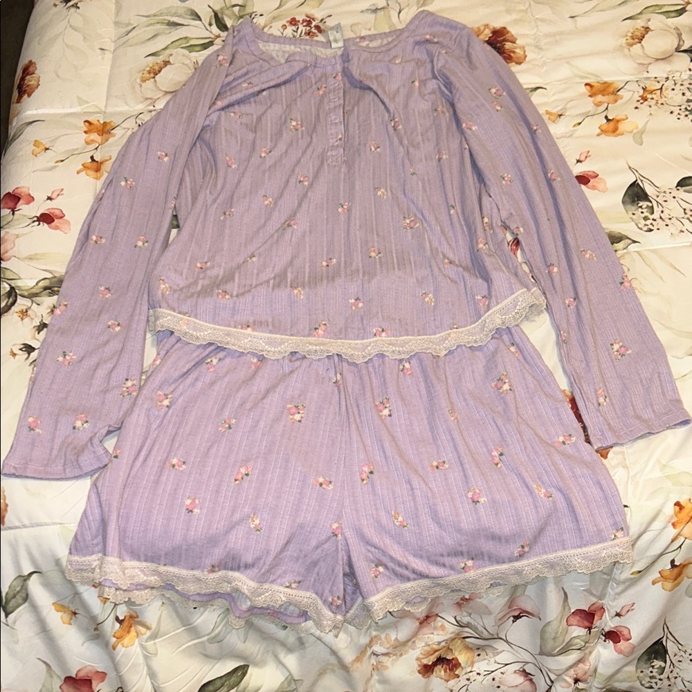Adore me Floral Lace-Trimmed Purple Pajama set. Size Xl.